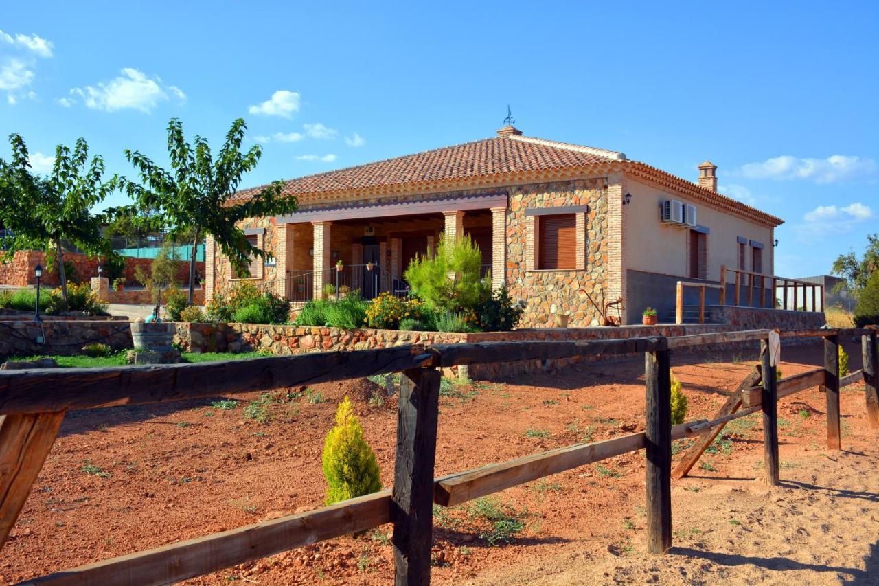 El Retiro De Cervantes Ossa de Montiel Bagian luar foto